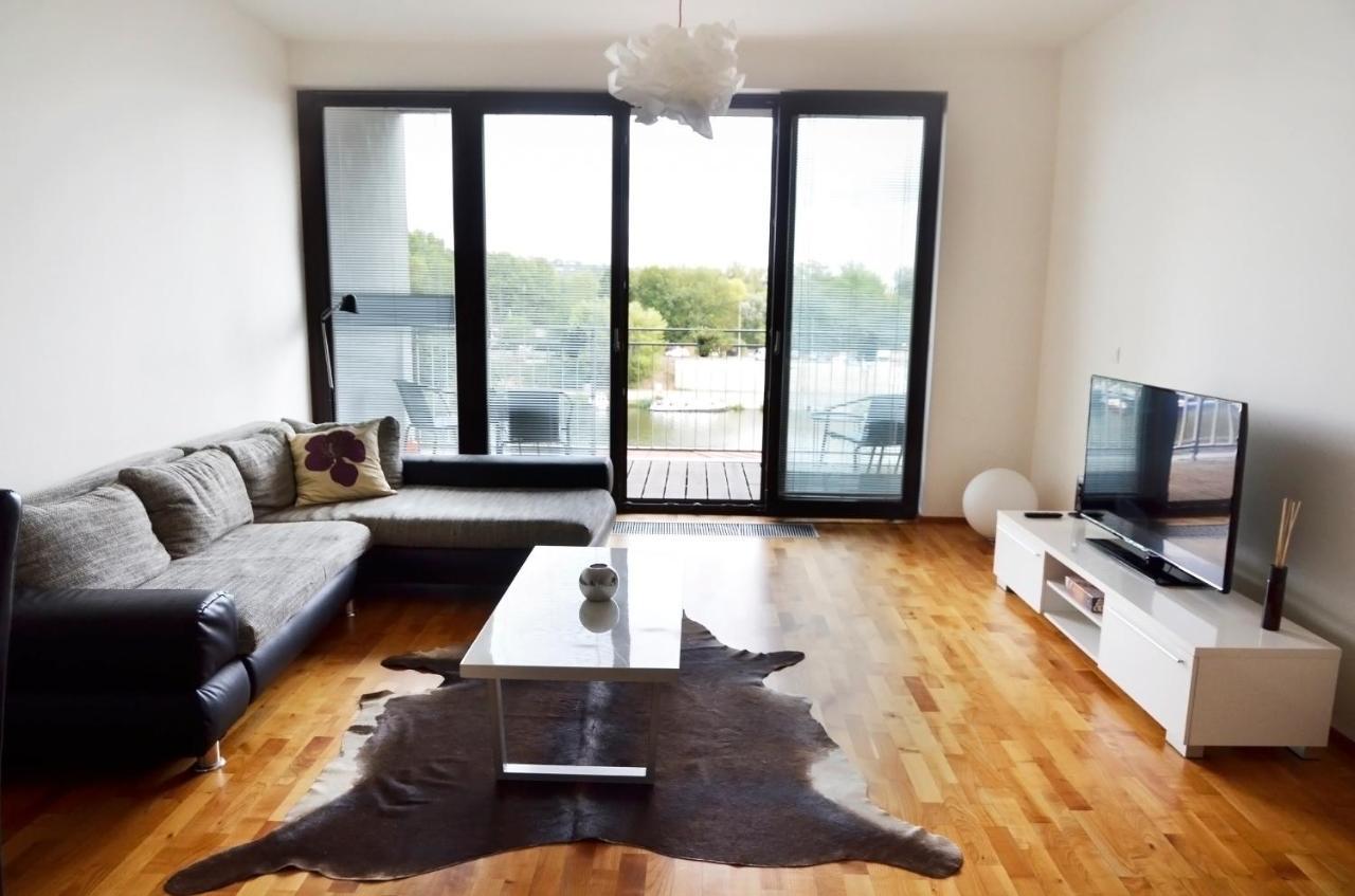 Apartment Riverside